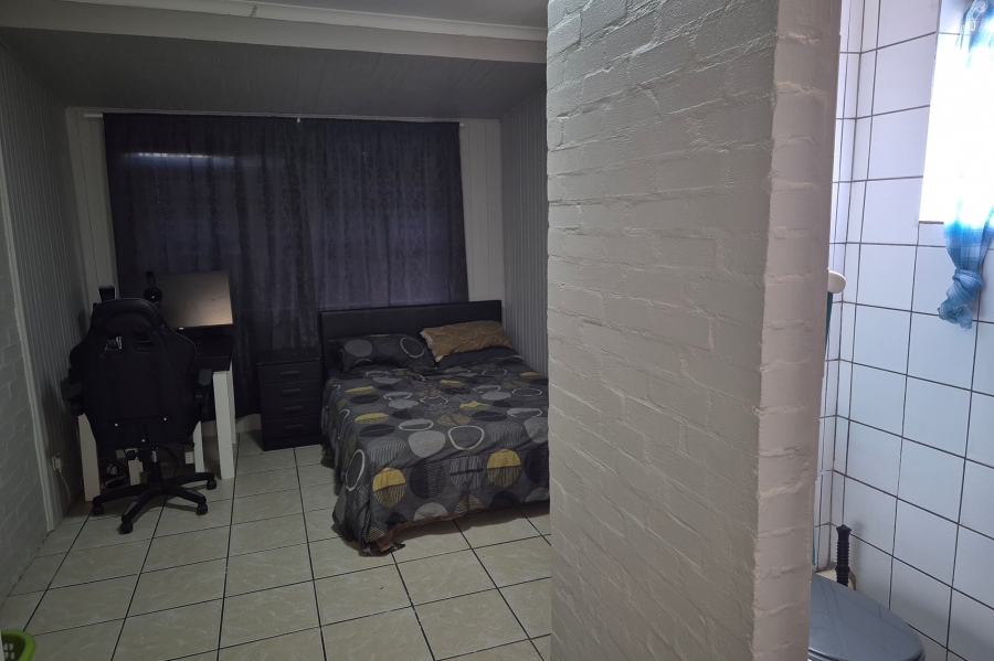 4 Bedroom Property for Sale in Onverwacht Western Cape
